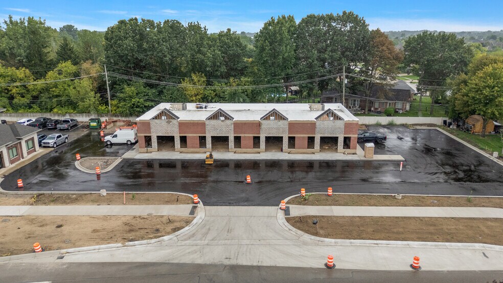 Primary Photo Of 16990-16998 25 Mile, Macomb Office For Lease