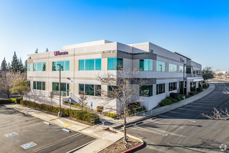 Primary Photo Of 532 Gibson Dr, Roseville Office For Lease