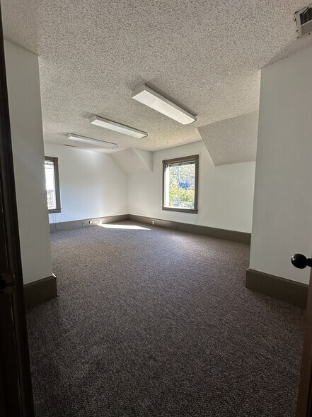 More Photos Of 93 Church St, Asheville Office For Lease