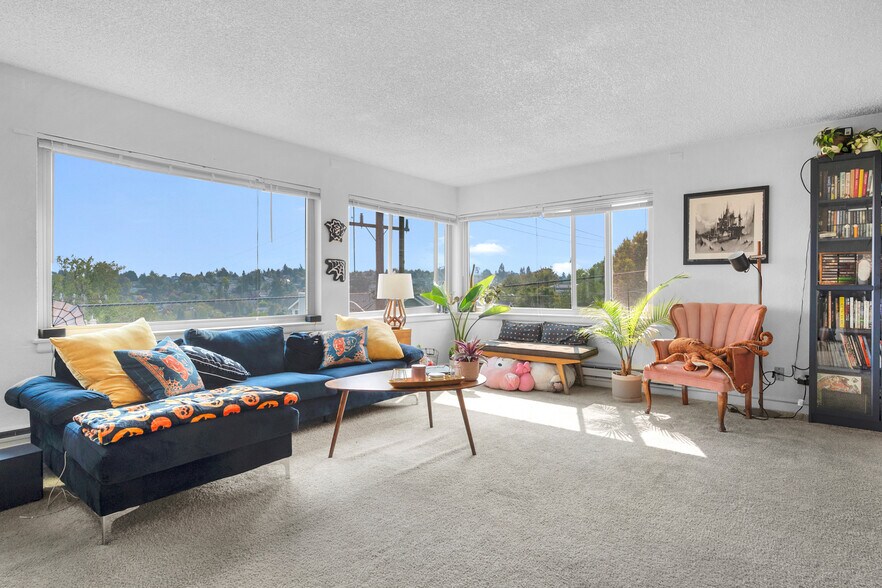 More Photos Of 2424 E Denny Way, Seattle Apartments For Sale