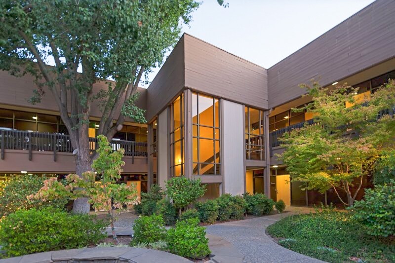 More Photos Of 1851 Heritage Ln, Sacramento Office Residential For Lease