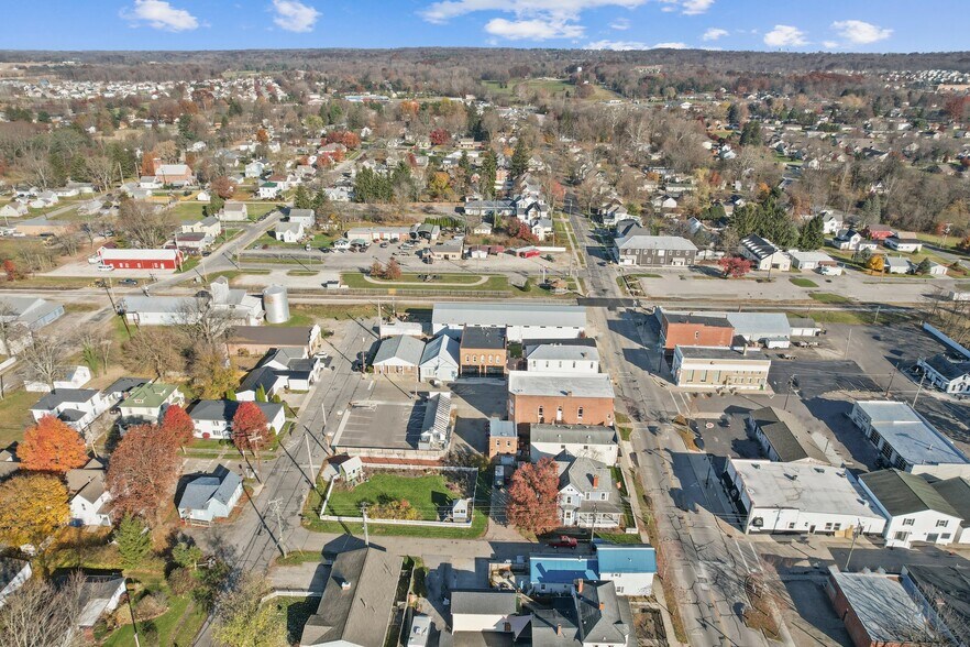 More Photos Of 14 W Depot St, Pataskala Showroom For Sale