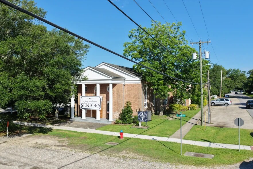 More Photos Of 227 N Jefferson Ave, Covington Religious Facility For Lease