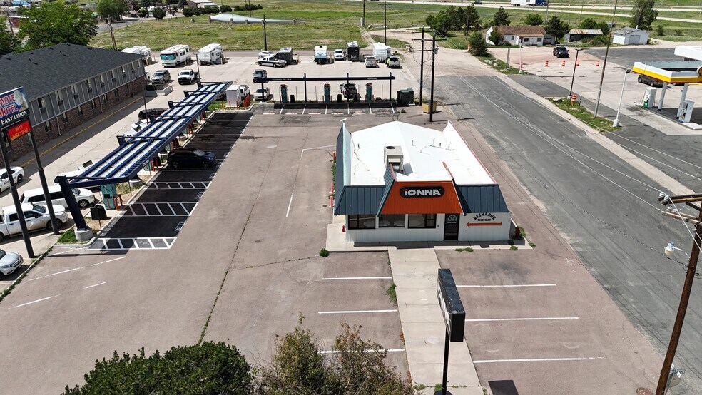 More Photos Of 290 Main St, Limon Restaurant For Lease