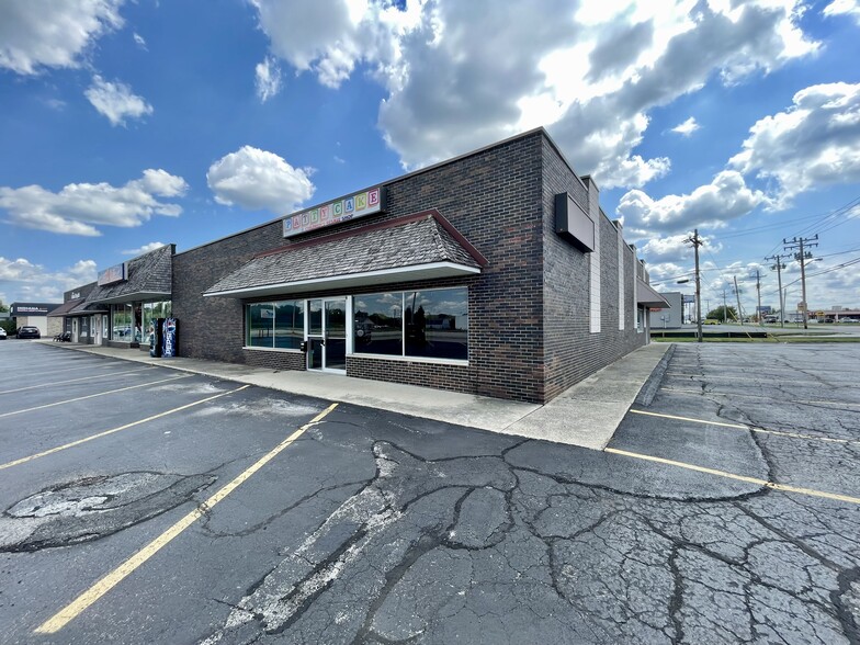 Primary Photo Of 409 Arnold Ct, Kokomo Showroom For Lease