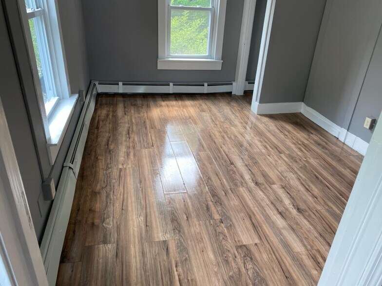 More Photos Of 66 Valley St, Springfield Apartments For Sale