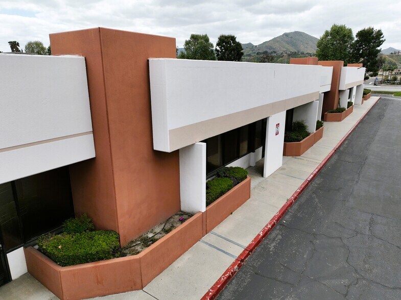 More Photos Of , Colton Unknown For Sale