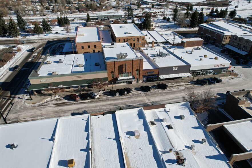 More Photos Of 1028 Main St, Evanston Theater Concert Hall For Sale