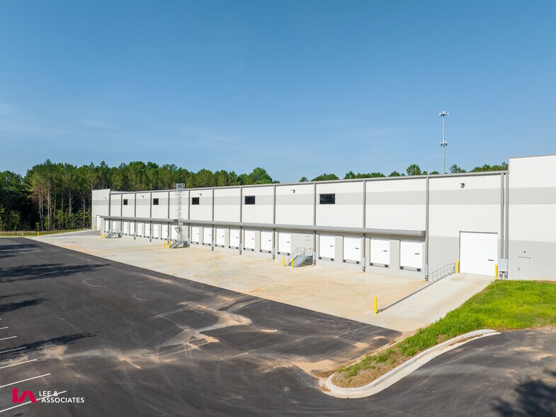 More Photos Of 3640 Southside Industrial Pky SE, Atlanta Warehouse For Lease