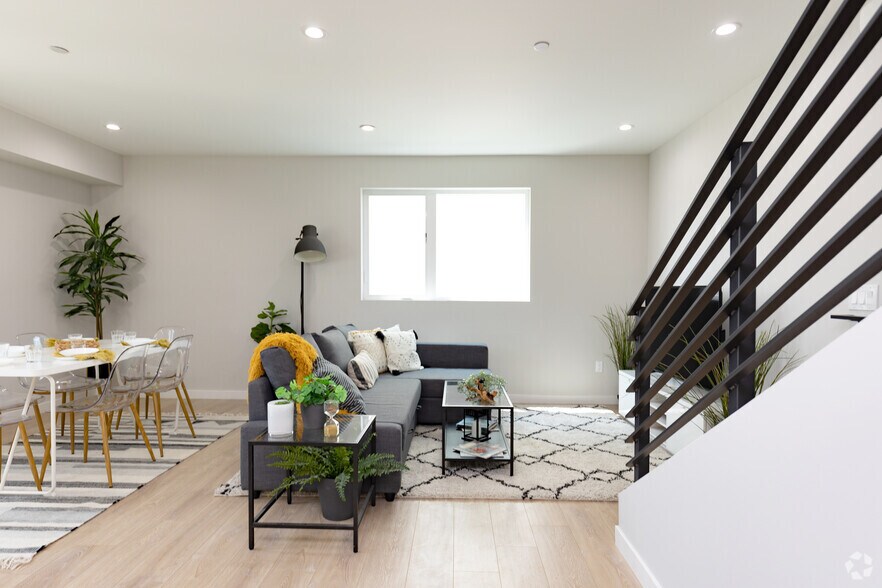 More Photos Of 2234 Crenshaw Blvd, Los Angeles Apartments For Sale