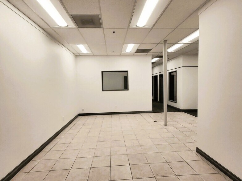 More Photos Of 25228-25230 104th Ave, Kent Office For Lease