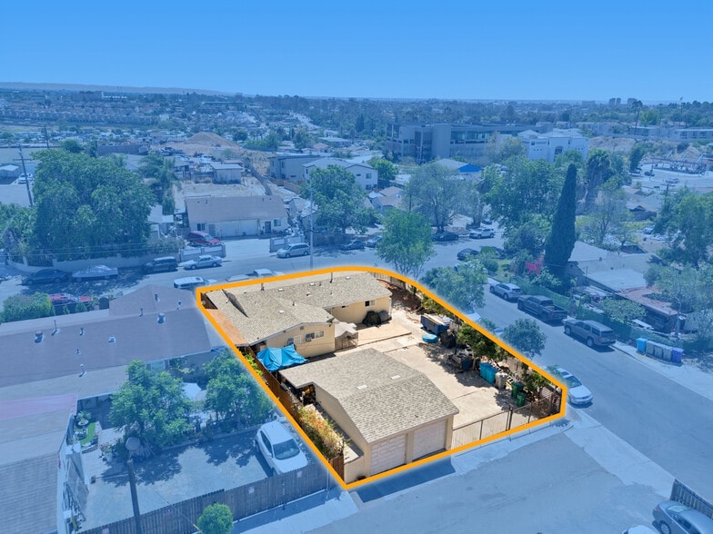 More Photos Of 4806 Guymon St, San Diego Apartments For Sale