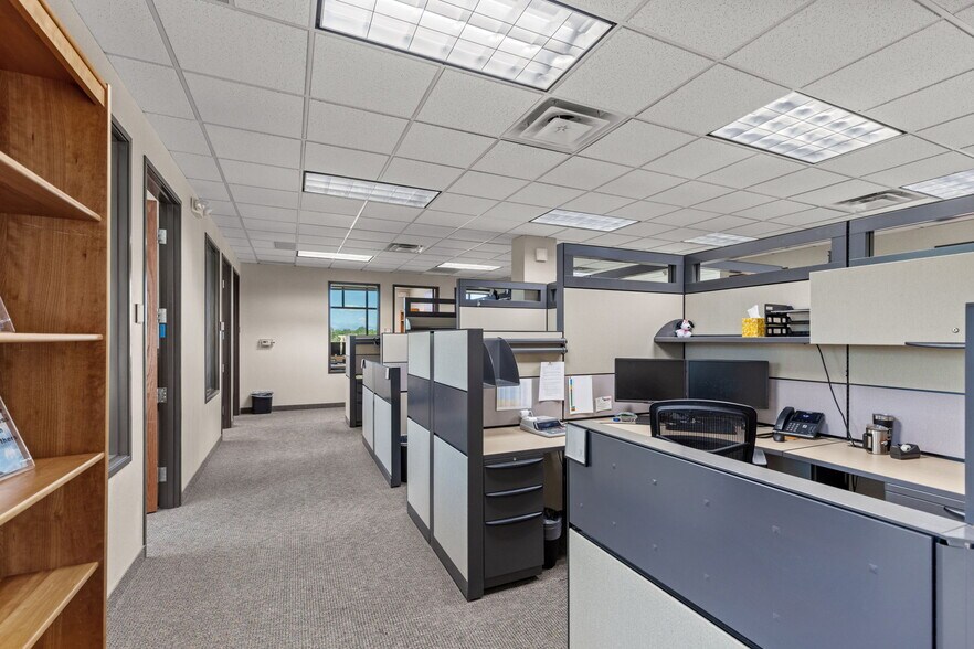 More Photos Of 9226 Teddy Ln, Lone Tree Office For Lease