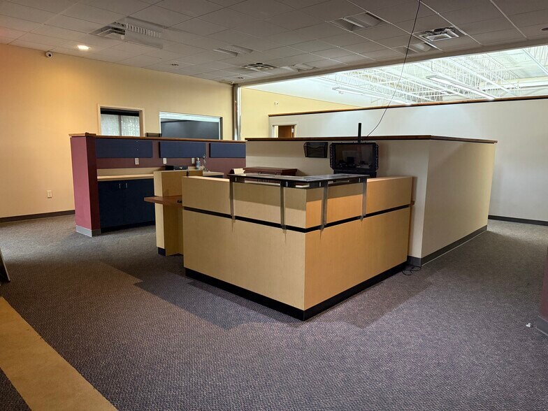 More Photos Of 4888 S Old Peachtree Rd, Peachtree Corners Office For Lease