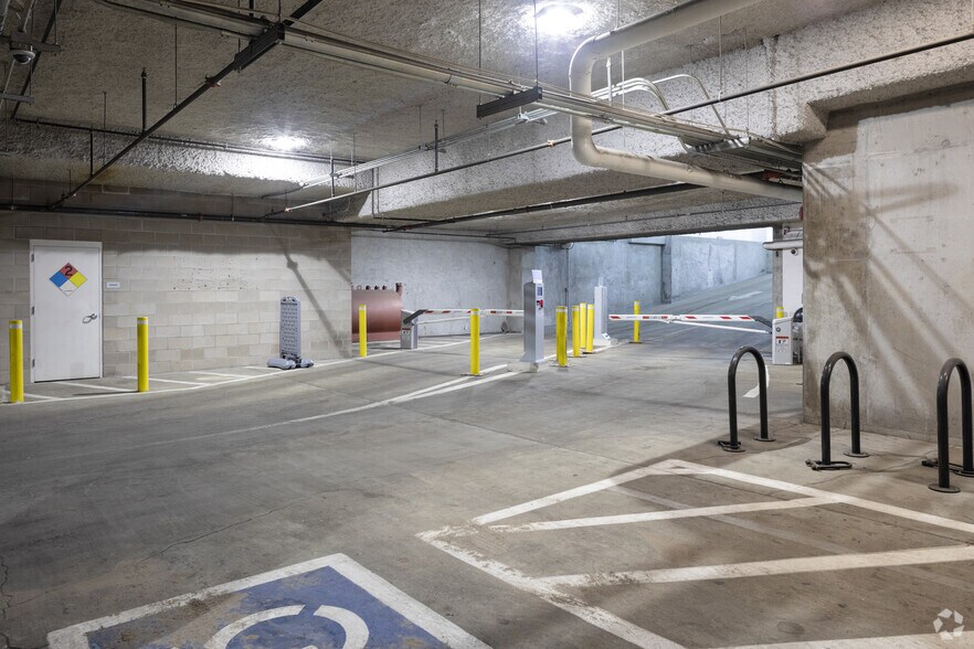 More Photos Of 1755 Blake St, Denver Office For Lease