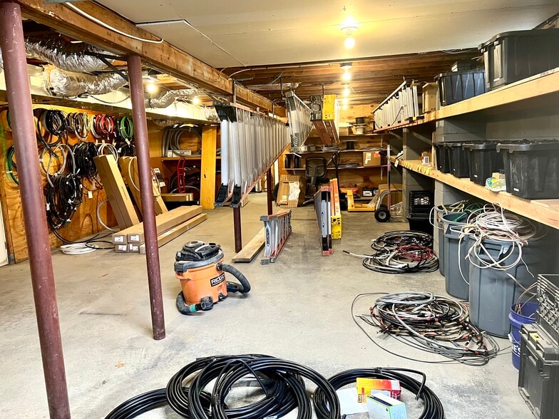 More Photos Of 1290 Flanders Rd, Riverhead Auto Repair For Sale