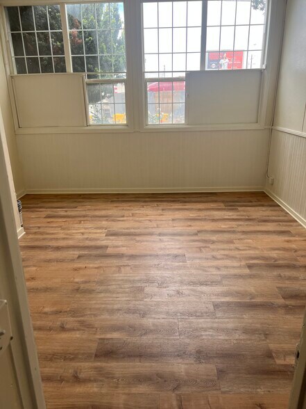 More Photos Of 1050-1066 47th Ave, Oakland Apartments For Lease