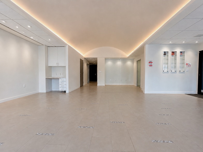 More Photos Of 2480-2482 Mission St, San Francisco Medical For Lease