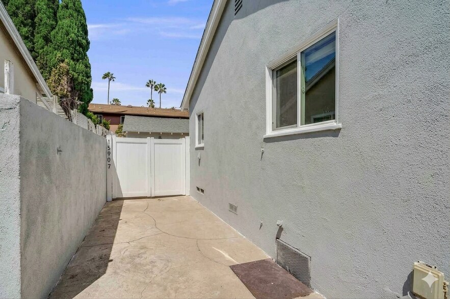 More Photos Of 15907 Enadia Way, Van Nuys Apartments For Sale