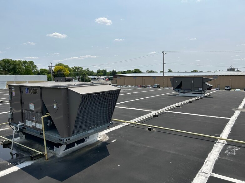 More Photos Of 540 N Warpole St, Upper Sandusky Freestanding For Sale