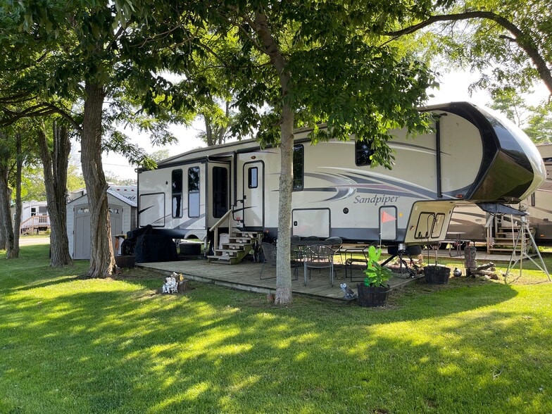 More Photos Of 2325 Green Dr, Au Gres Specialty For Sale