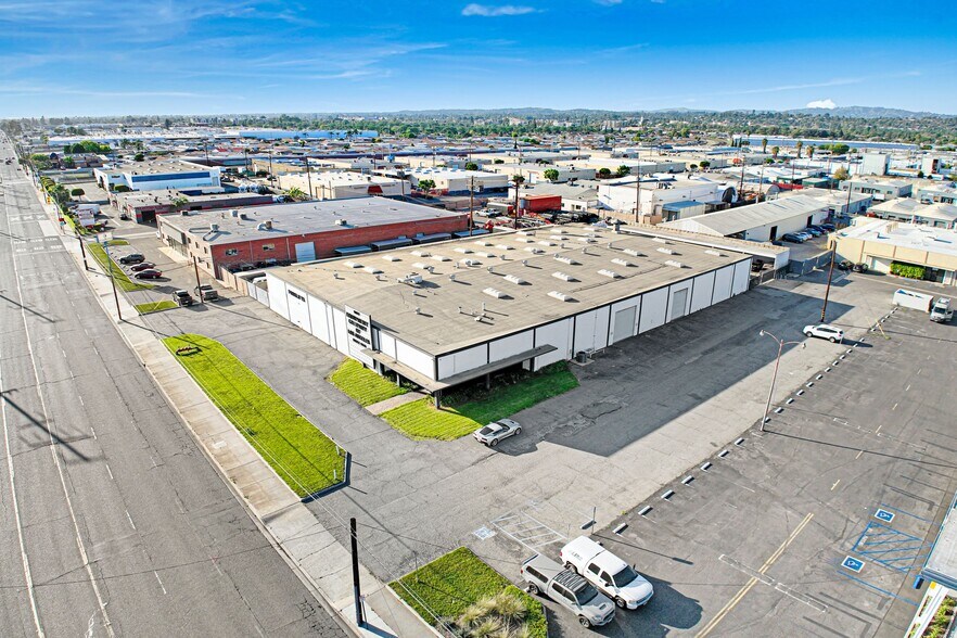 Primary Photo Of 1005 E Orangethorpe Ave, Anaheim Warehouse For Sale