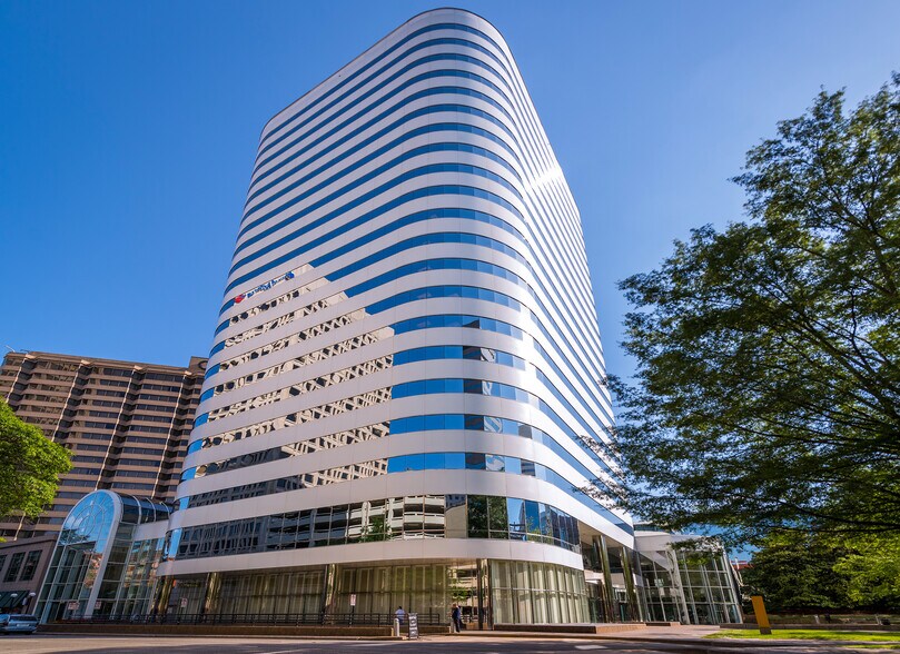 More Photos Of 1021 E Cary St, Richmond Office For Lease
