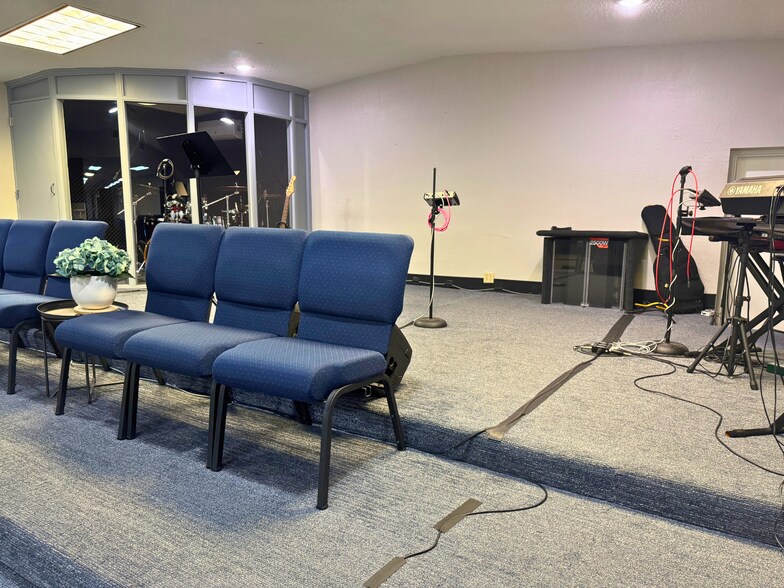 More Photos Of 902 Holland Ave, Galena Park Religious Facility For Sale