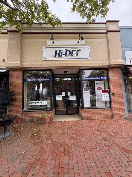 Primary Photo Of 43-47 Broad St, Red Bank Storefront For Lease