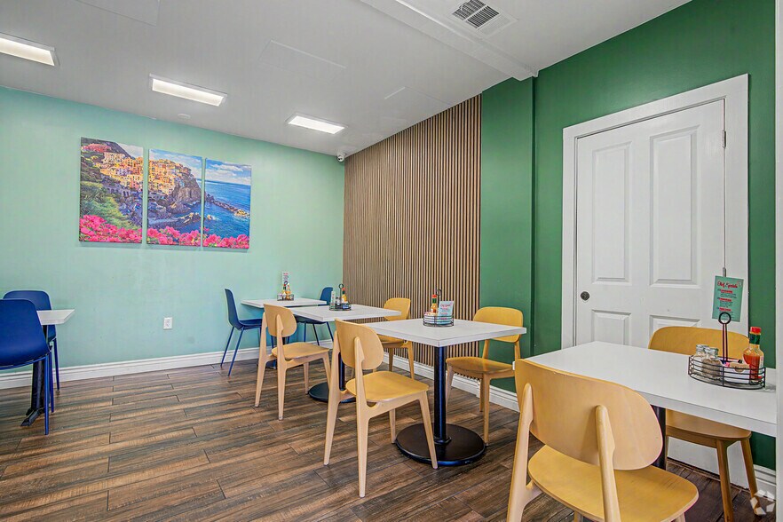 More Photos Of 14554 Big Basin Way, Saratoga Storefront Retail Office For Lease