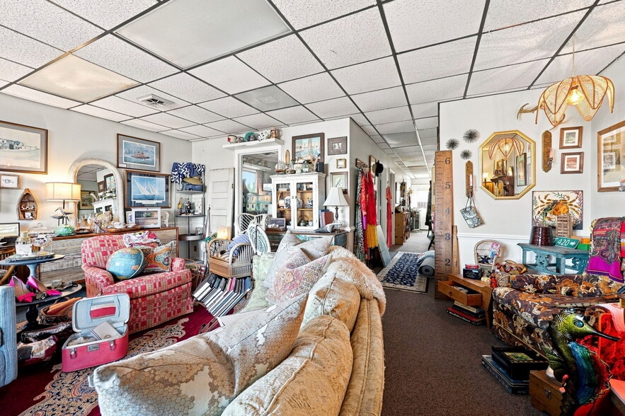 More Photos Of 2705 N Croatan Hwy, Kill Devil Hills Freestanding For Sale
