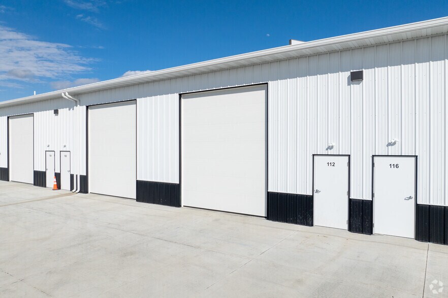 More Photos Of 2110 SE 44th Court, Grimes Industrial For Lease