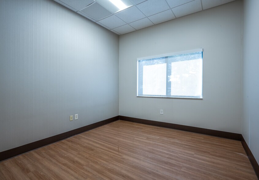 More Photos Of 3795 Boynton Beach Blvd, Boynton Beach Medical For Lease