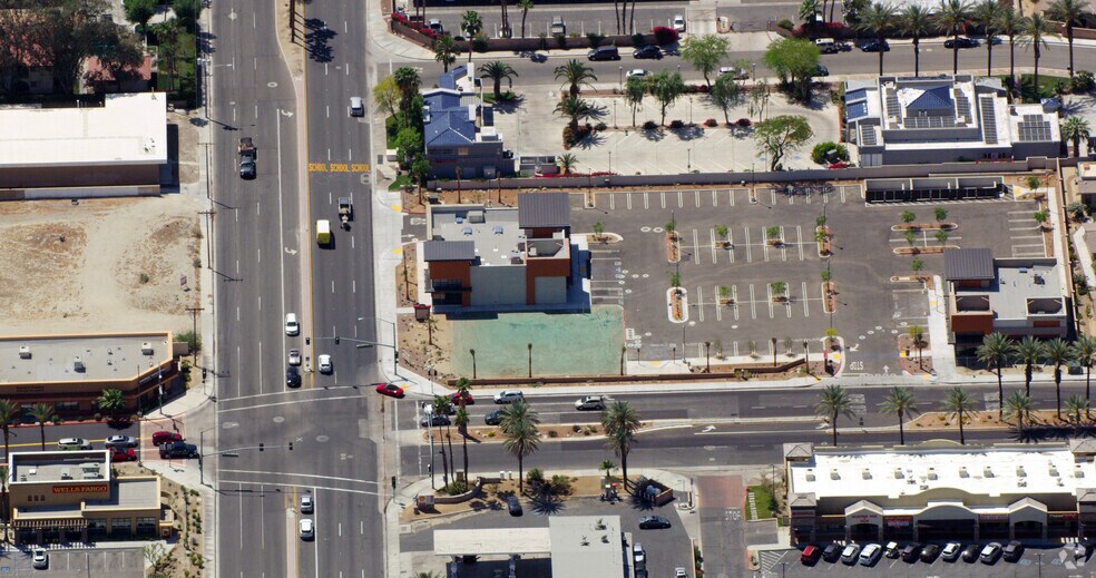 More Photos Of 42355 Washington St, Palm Desert General Retail For Lease