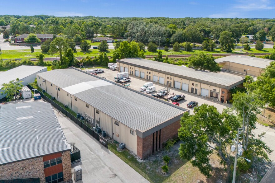 More Photos Of 1991 Corporate Sq, Longwood Warehouse For Lease