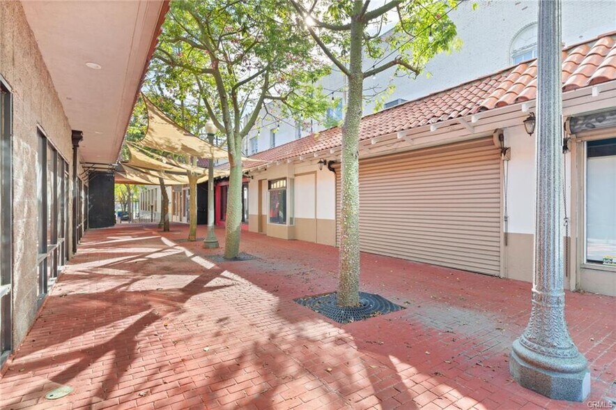 More Photos Of 459 W 4th St, San Bernardino Freestanding For Lease