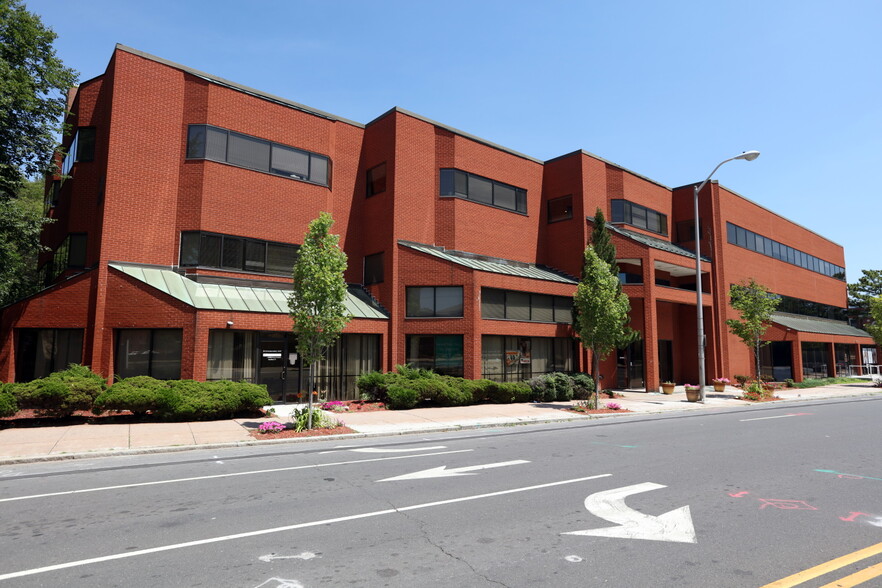 Primary Photo Of 330 Main St, Hartford Office For Lease