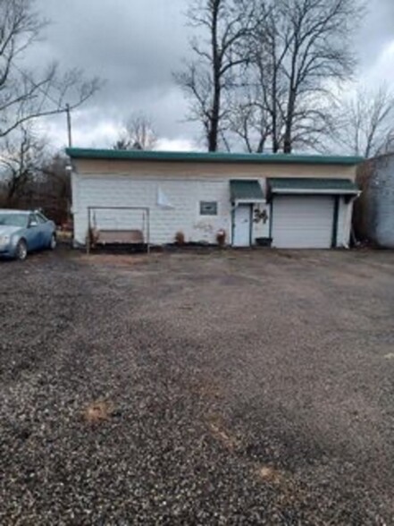 Primary Photo Of 34 W Indianola Ave, Youngstown Warehouse For Sale