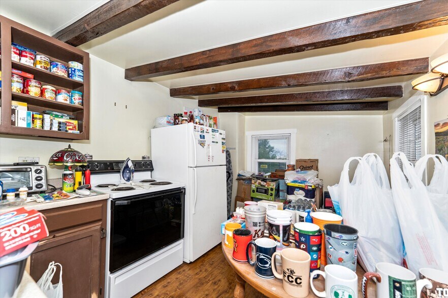 More Photos Of 229 N Church St, Thurmont Apartments For Sale