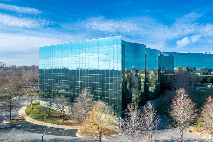 More Photos Of 14200 Shady Grove Rd, Rockville Office For Lease