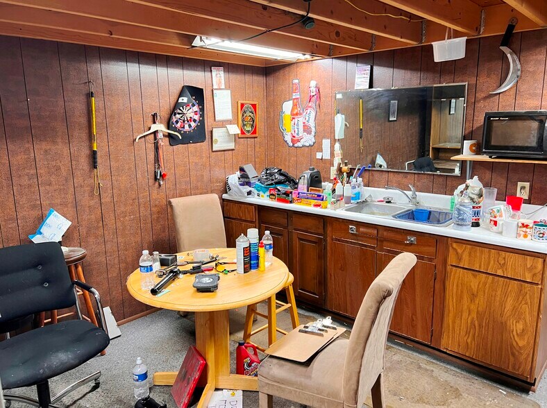 More Photos Of 704 Front St, Brainerd Storefront Retail Residential For Sale