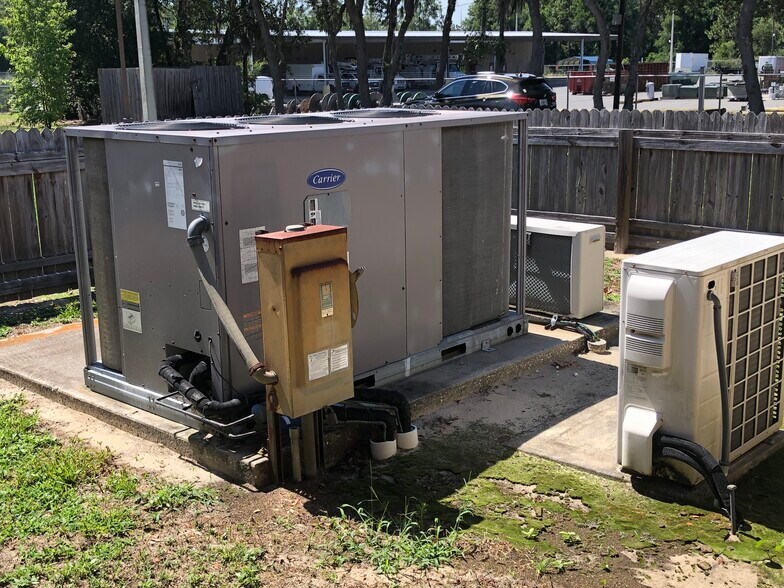 More Photos Of 2800 HIGHWAY WEST, Inverness Office For Sale