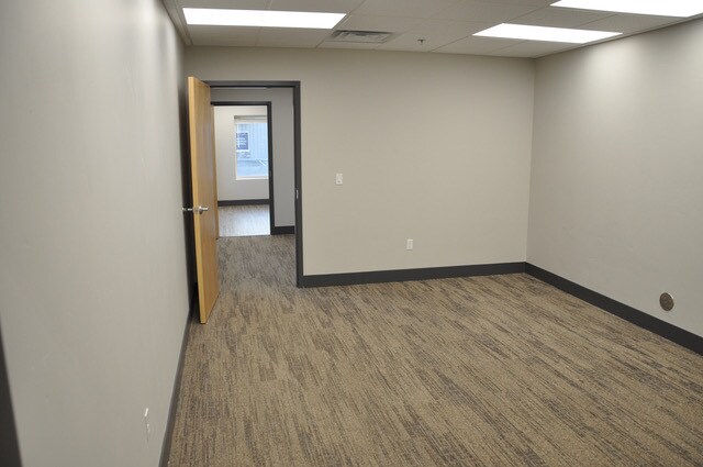 More Photos Of 412 Millennium Park Ln, Caldwell Warehouse For Lease