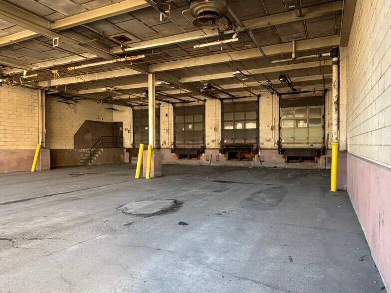 More Photos Of 2221 Niagara Falls Blvd, Wheatfield Township Warehouse For Lease