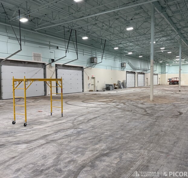 More Photos Of 6223 S Palo Verde Rd, Tucson Light Manufacturing For Lease