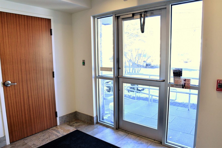 Primary Photo Of 241 Boston Post Rd, Wayland Medical For Lease