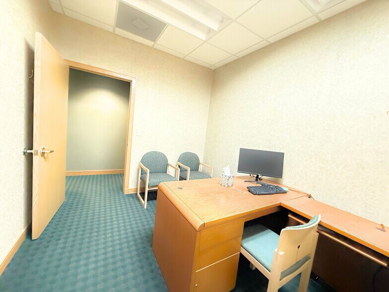 More Photos Of 3515 Coolidge Rd, East Lansing Medical For Lease