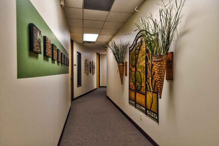 More Photos Of 6210 N Belt Line Rd, Irving Office For Lease