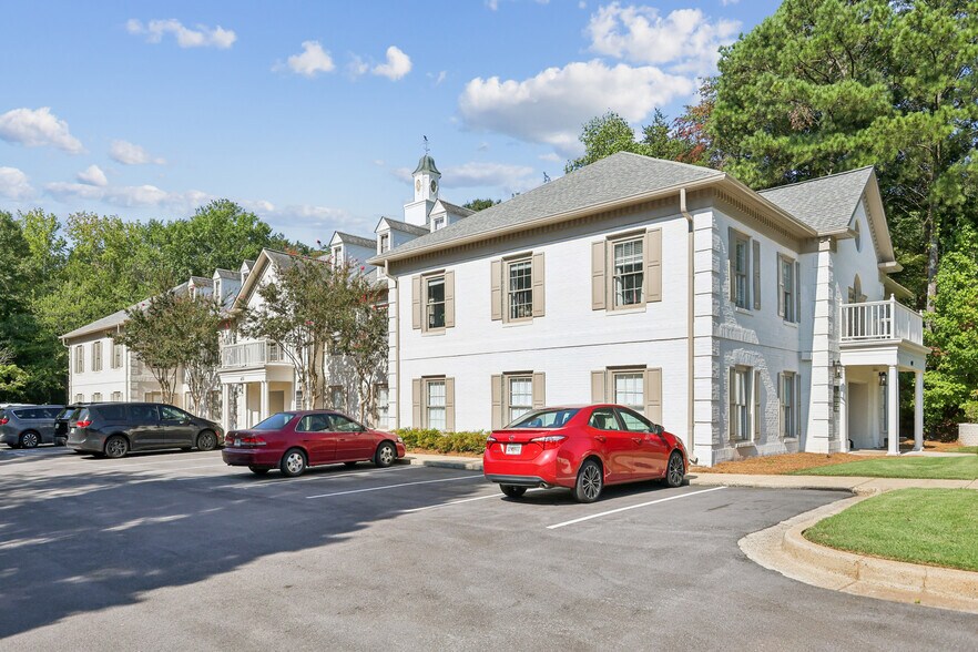More Photos Of 419 E Crossville Rd, Roswell Medical For Lease