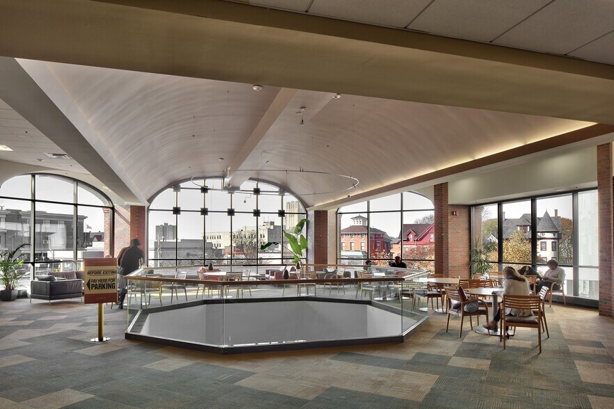 More Photos Of 222 Alexander St, Rochester Medical For Lease